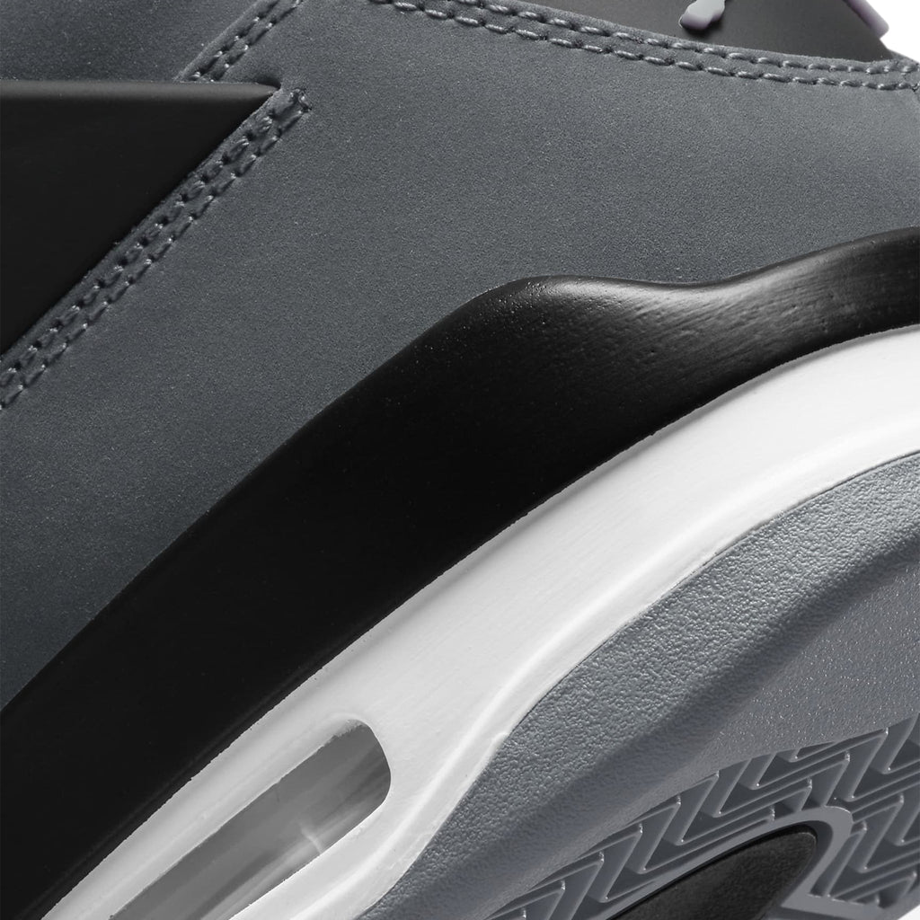 Air Jordan 4 Retro Infrared 23 - detalle del logo Jumpman