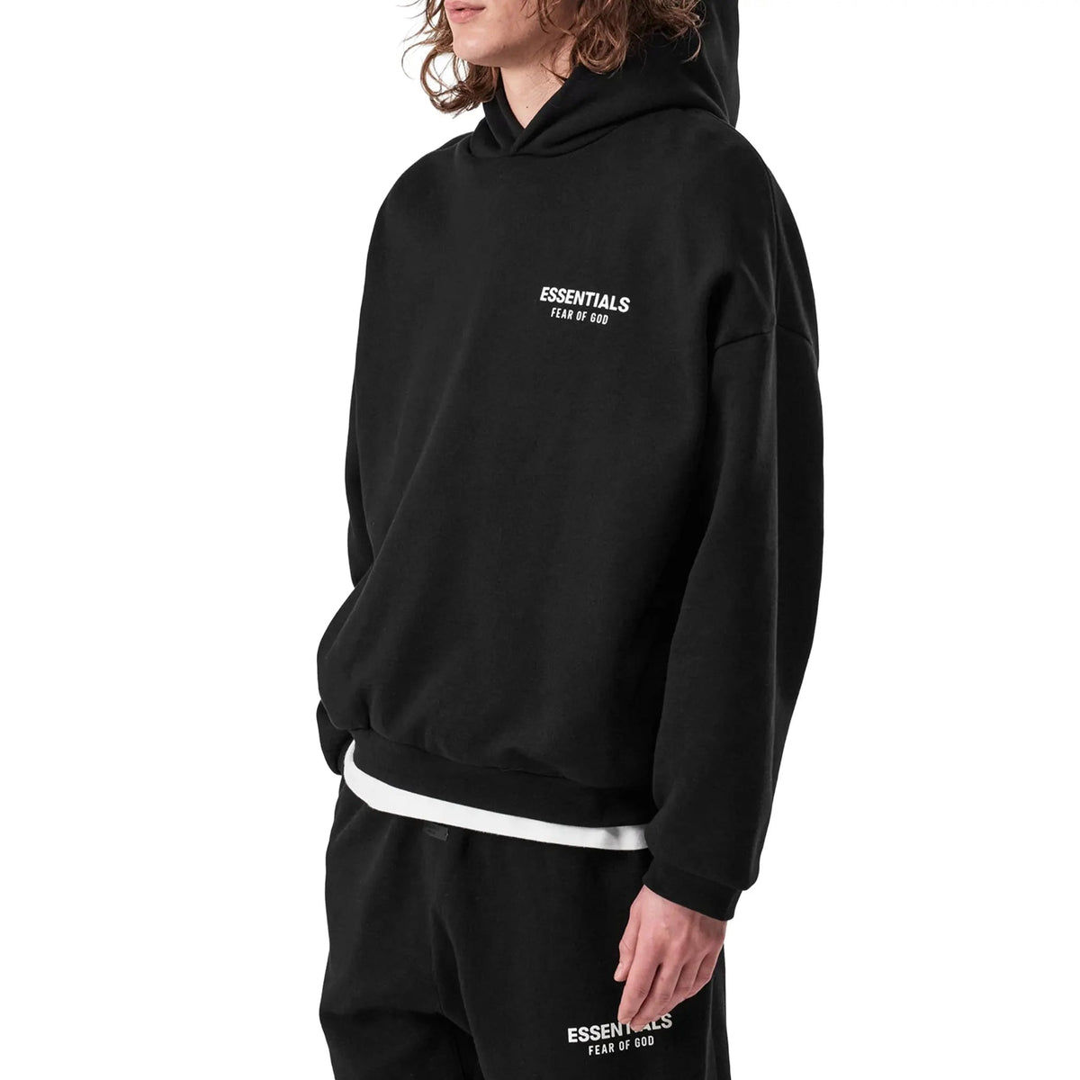 Fear Of God Essentials Fleece Black Hoodie - modelo, frontal lateral