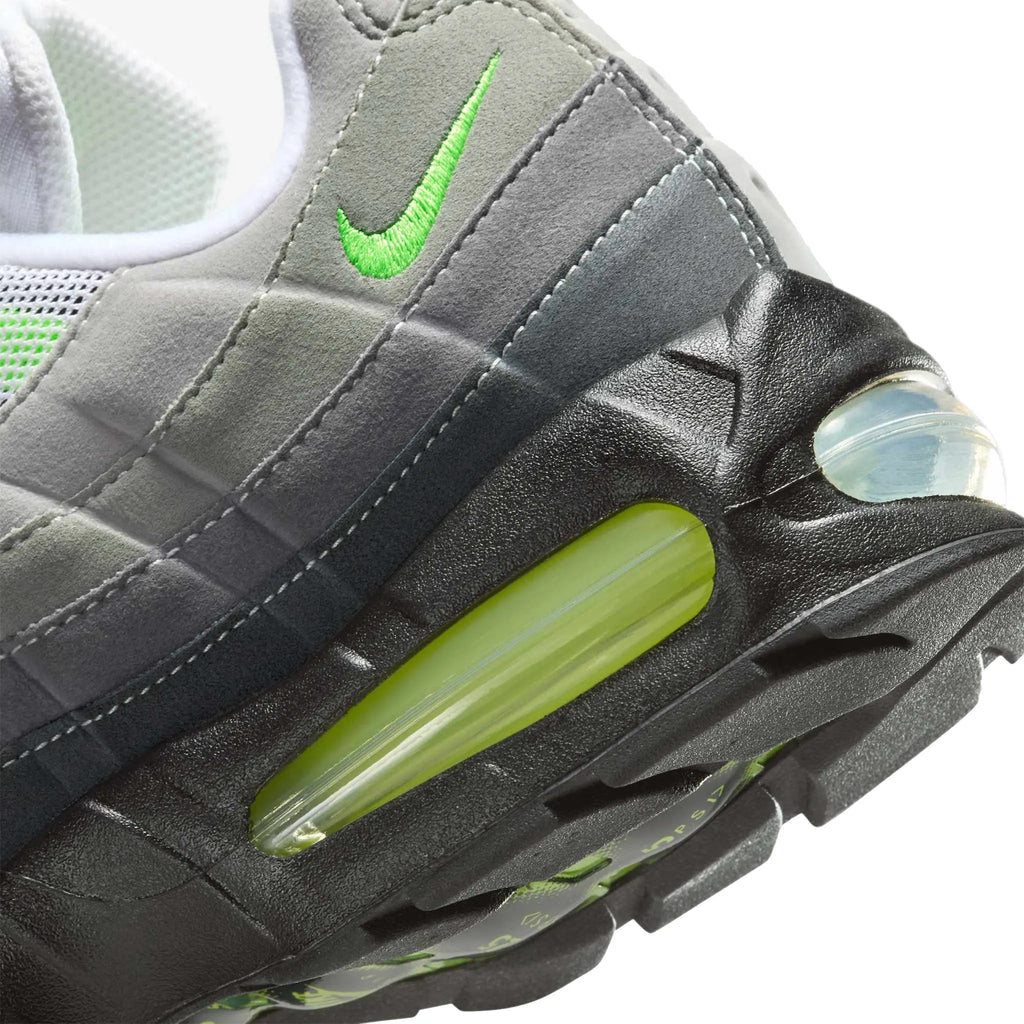 Nike Air Max 95 OG Big Bubble Neon 2025 - detalle del logo