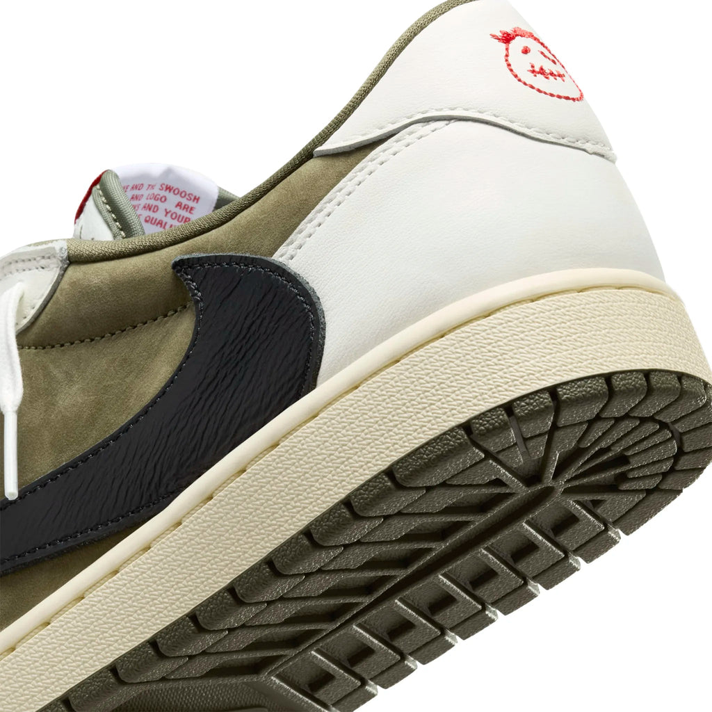 Travis Scott x Air Jordan 1 Low OG Medium Olive - talón