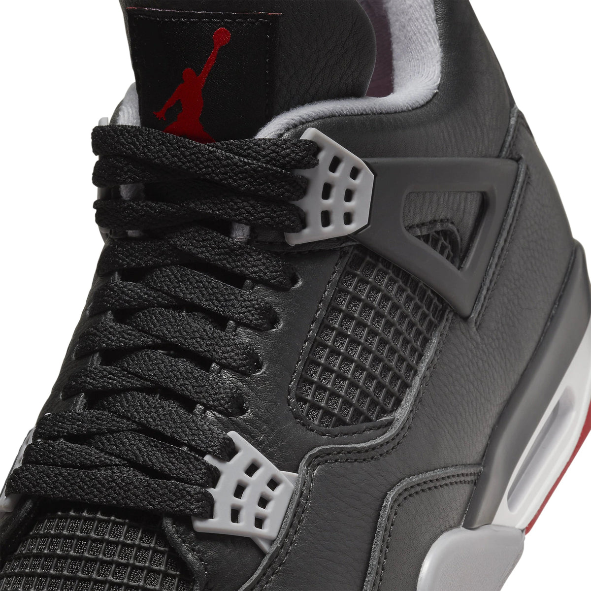 Air Jordan 4 OG Bred Reimagined - detalle del logo Jumpman